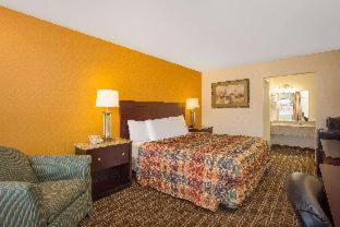 Days Inn By Wyndham Chester Szoba fotó